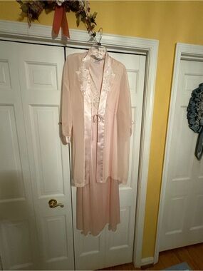 Lingerie Set Jacket & Gown
